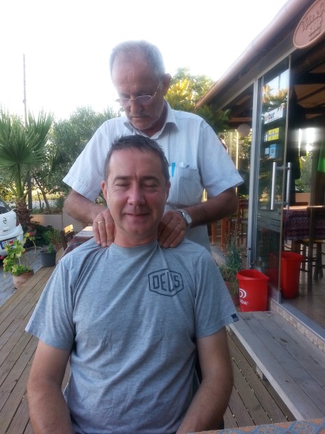 A lovely chap at the campsite kindy walked up and gave us a massage!